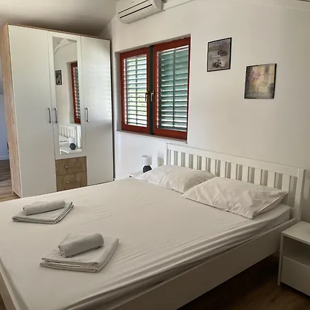 Vacation Palma Holiday home Rukavac (Vis)