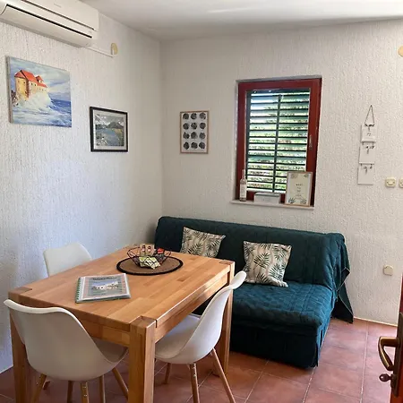 Vacation Palma Rukavac (Vis)